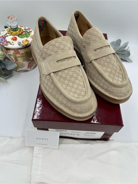 Gucci Men\'s oatmeal Suede GG Logo Penny Loafers size 8 made in Italy main image 5